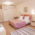 Acropolis Hotel 2*