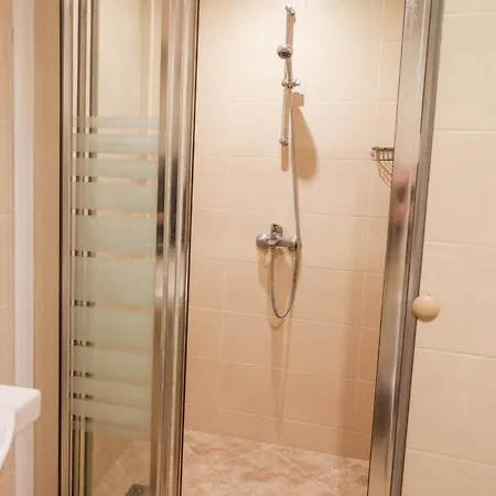 卫城酒店 酒店 瓦爾納