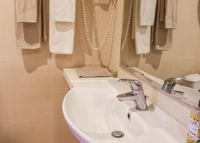 卫城酒店 瓦爾納