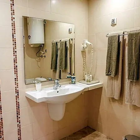 Acropolis Hotel